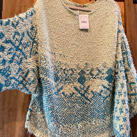 Free People NWT sweater - Picture 5 of 8